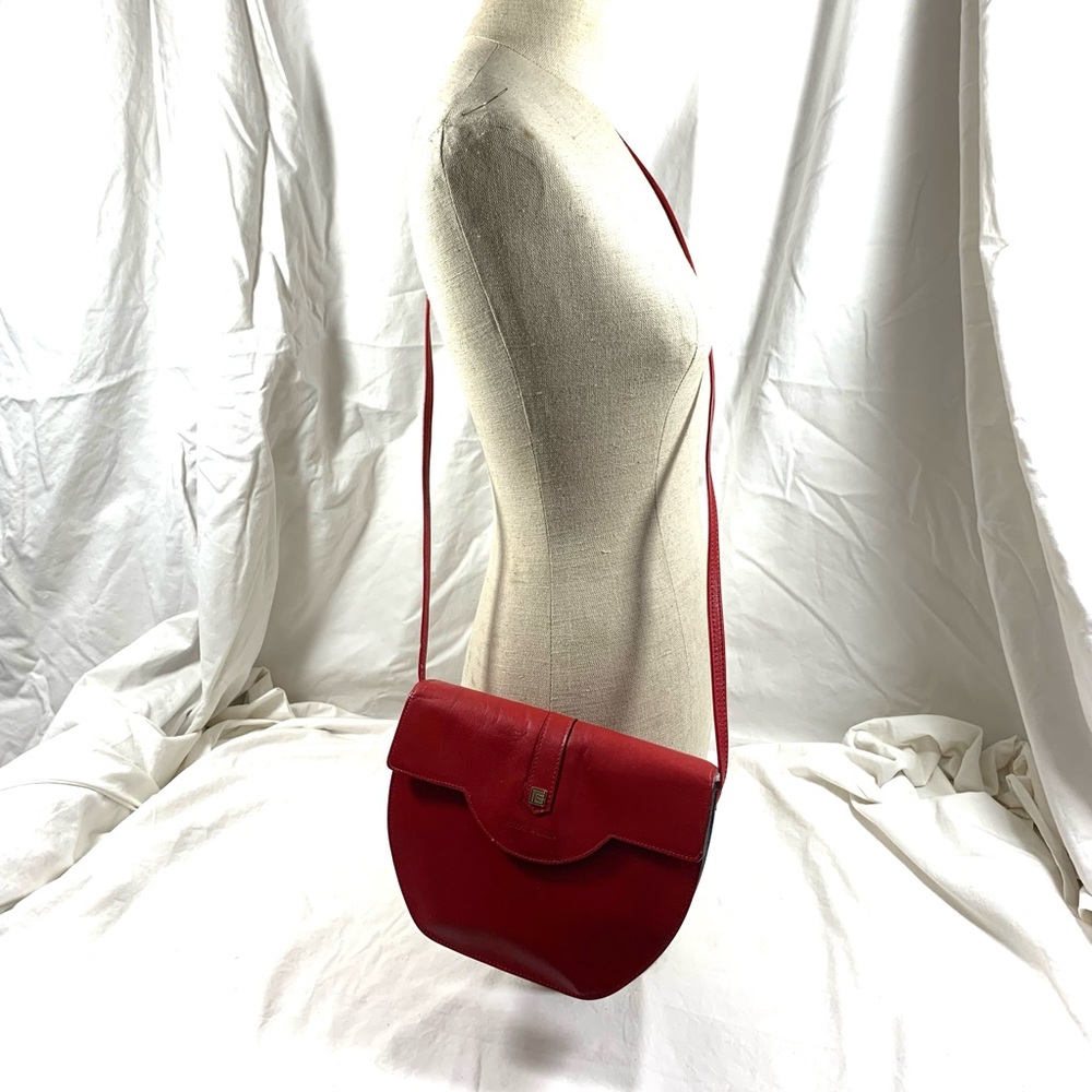 Vintage PIERRE BALMAIN red leather shoulder bag purse with logo